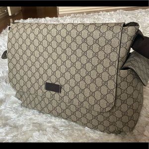 Used GUCCI duper bag.